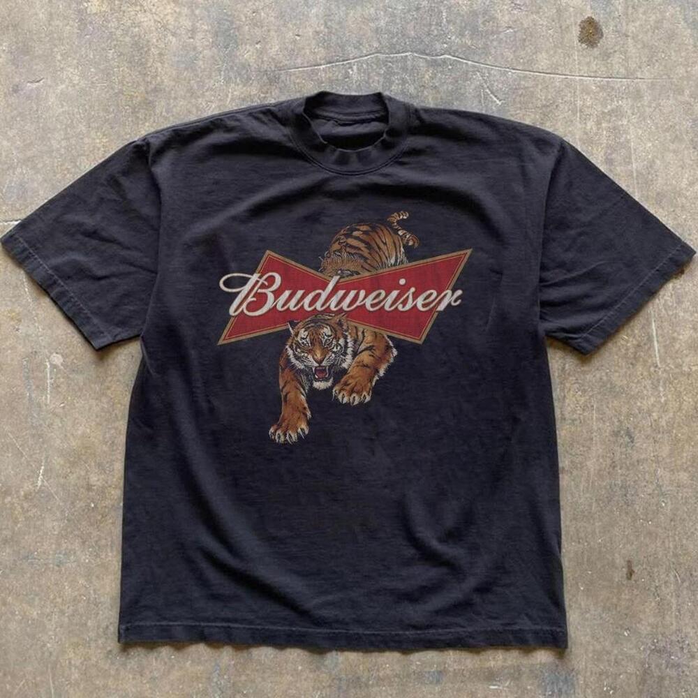 Gildan Black T Shirt Black Budweiser Tiger Graphic Tee